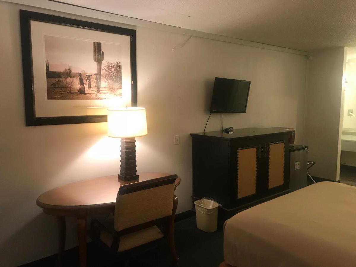 Traveler Inn Craig Exterior photo